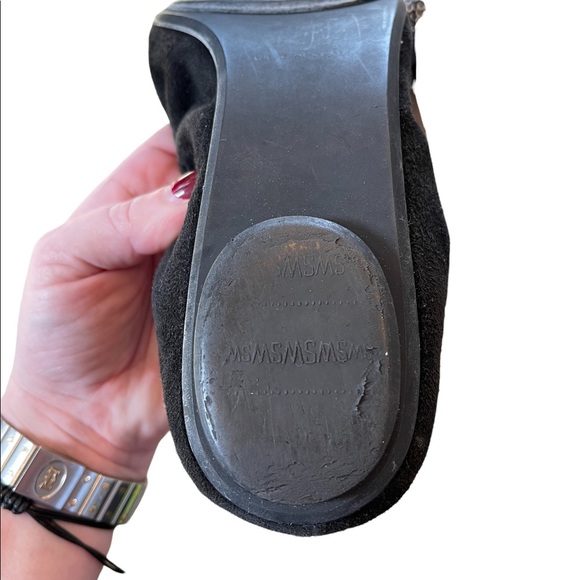 STUART WEITZMAN Black suede ballet slippers with gold beads Size 8.5 - Picture 8 of 10